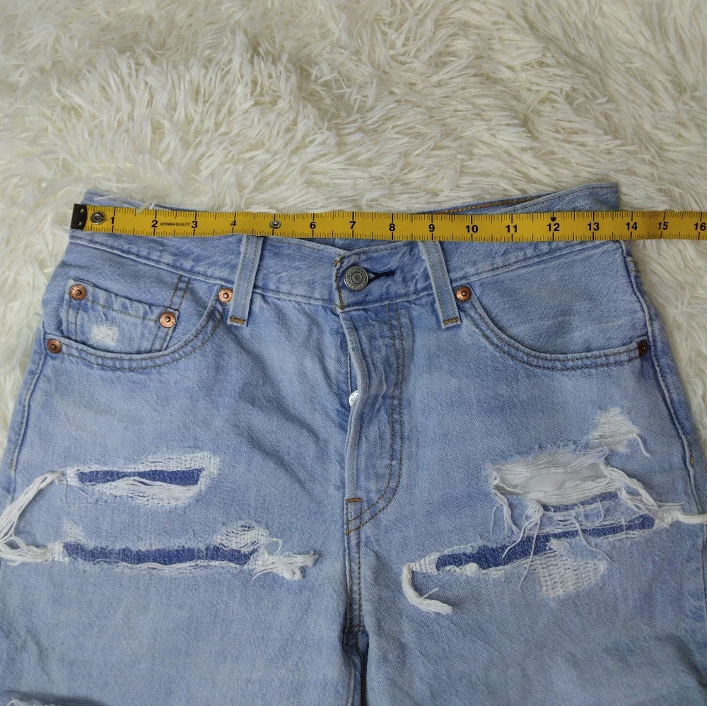 Levi's 501 Premium Big E Long Denim Distressed Short Size 25